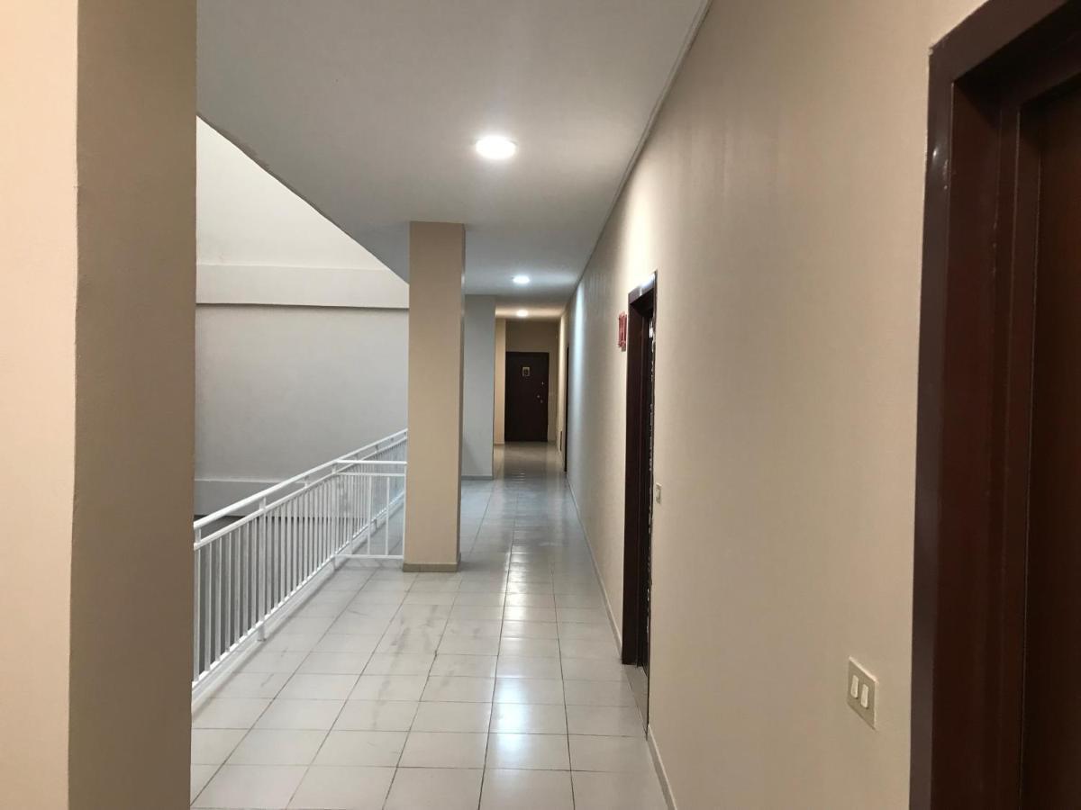 Sun Tower-Center Of Tirana Apartment Екстериор снимка