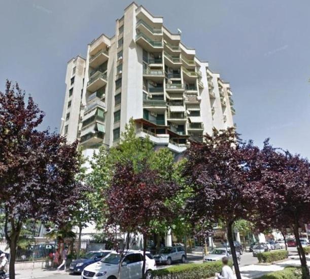 Sun Tower-Center Of Tirana Apartment Екстериор снимка