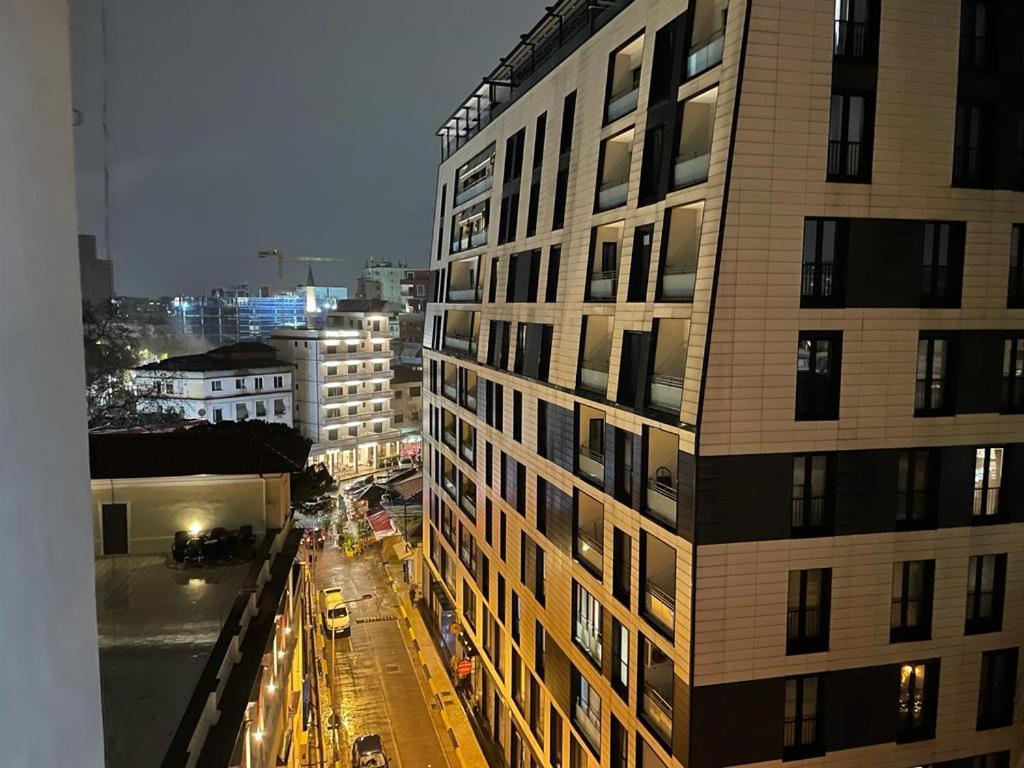 Sun Tower-Center Of Tirana Apartment Екстериор снимка