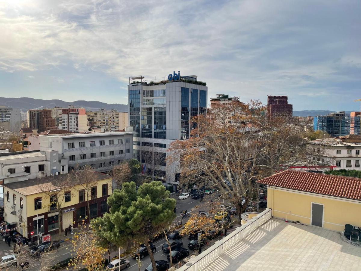 Sun Tower-Center Of Tirana Apartment Екстериор снимка