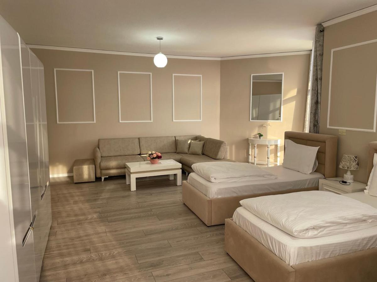 Sun Tower-Center Of Tirana Apartment Екстериор снимка