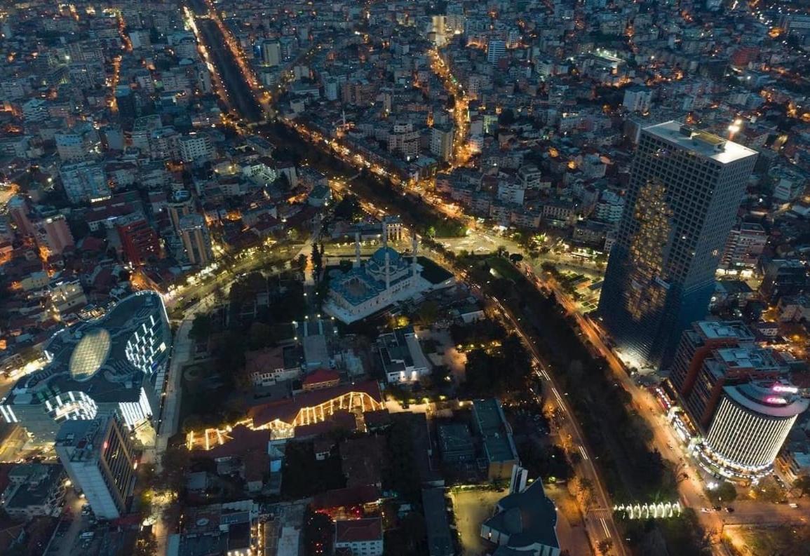 Sun Tower-Center Of Tirana Apartment Екстериор снимка